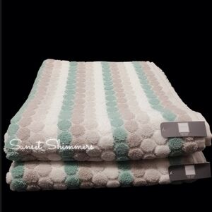 2 Piece Soho Living Bath Towel Set Striped Dot Sea Foam Green Gray White NEW